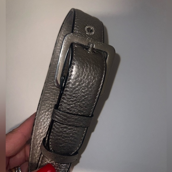 Calvin Klein Pebbled Leather Hobo Shoulder Bag metalic grey color - Picture 6 of 7